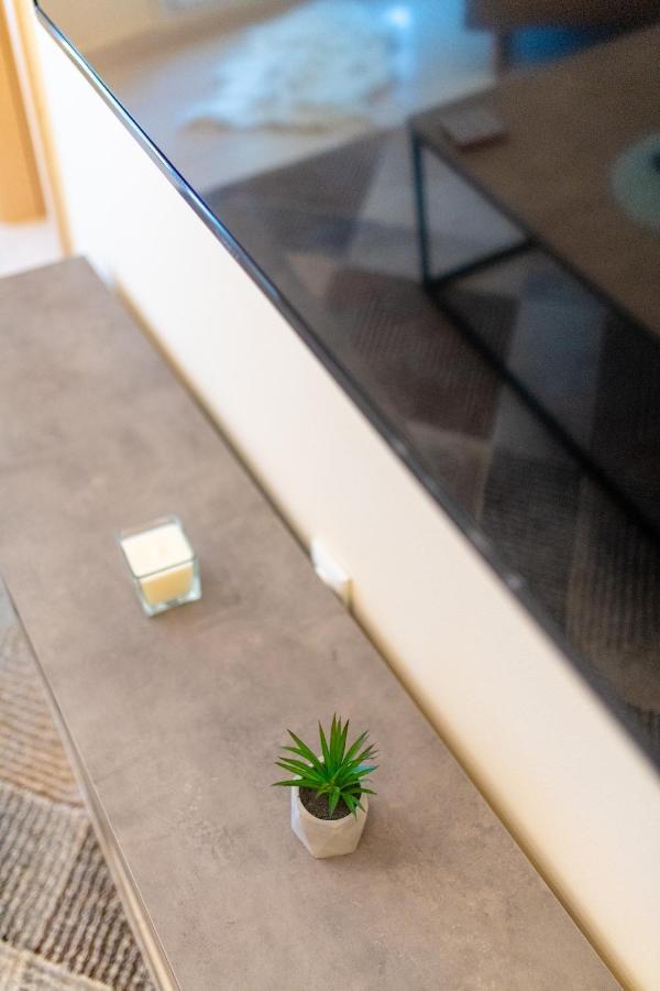 Niovi, Stylish Apartment Near The Waterfront Thessaloníki Eksteriør billede